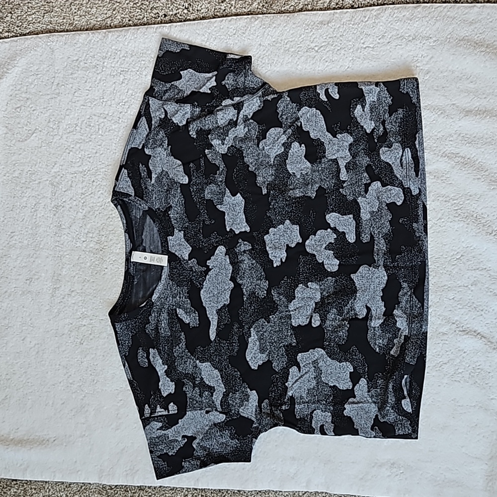 Cropped top